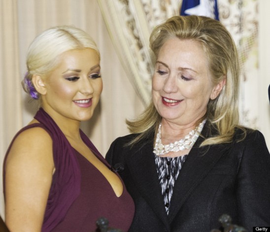 o-HILLARY-CLINTON-CHRISTINA-AGUILERA-570-548x471.jpg