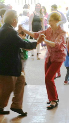 mother-and-barry-click-050415b.jpg