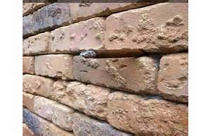 illuision brick wall.jpg